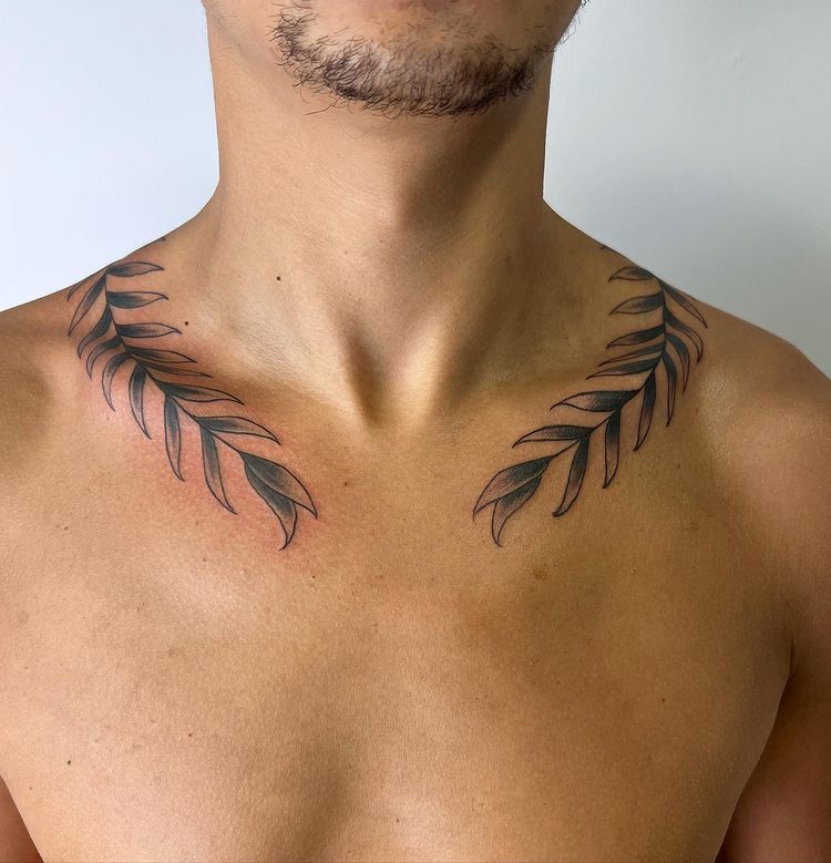 tatuaje en el hombro